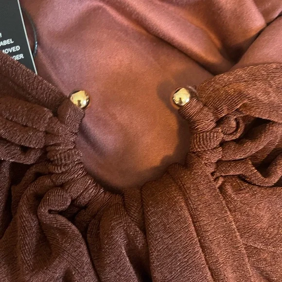 Elegant Brown Halter Dress - Picture 6 of 6